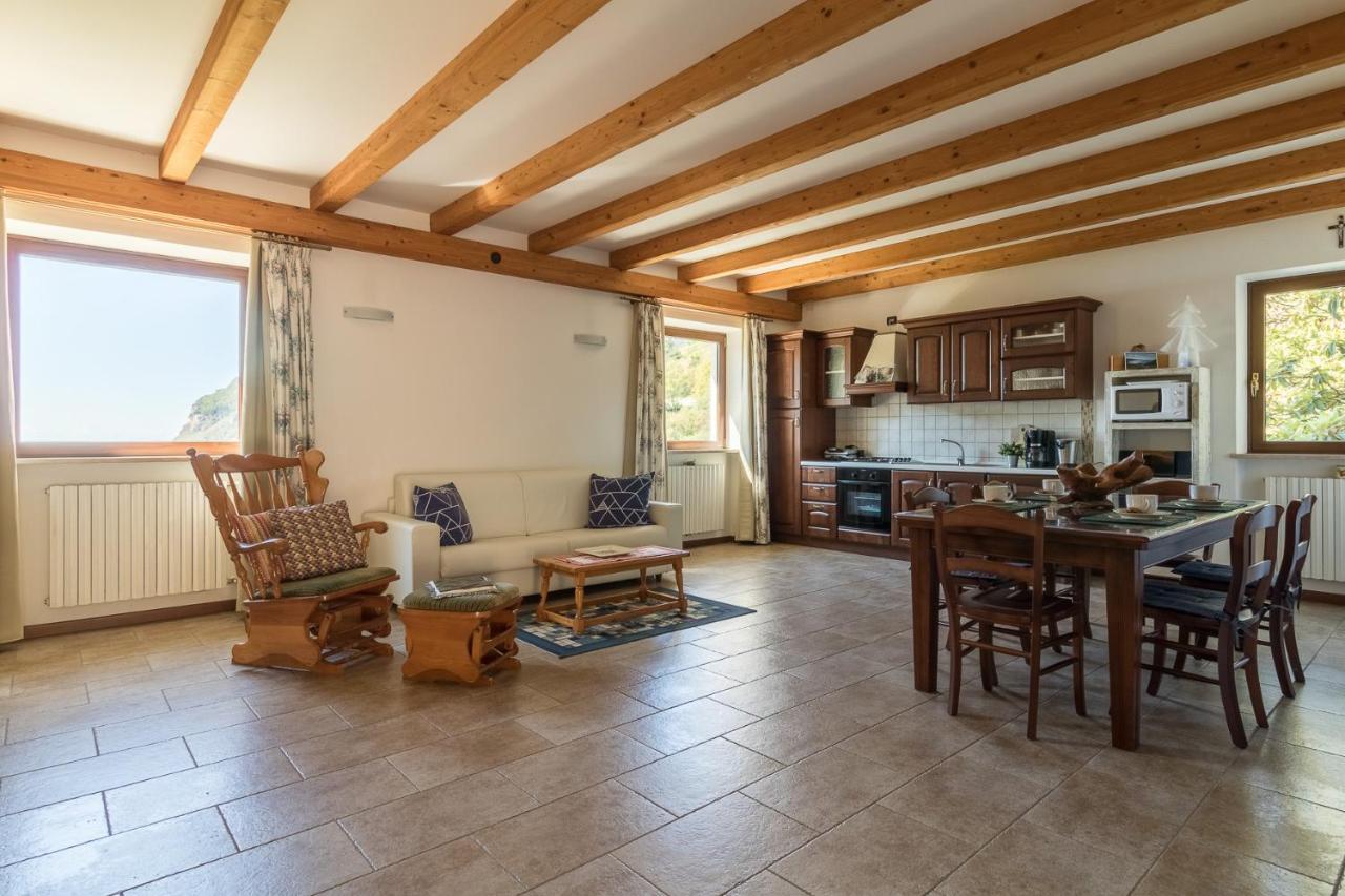 Malga Mary Villa Tignale Exterior photo